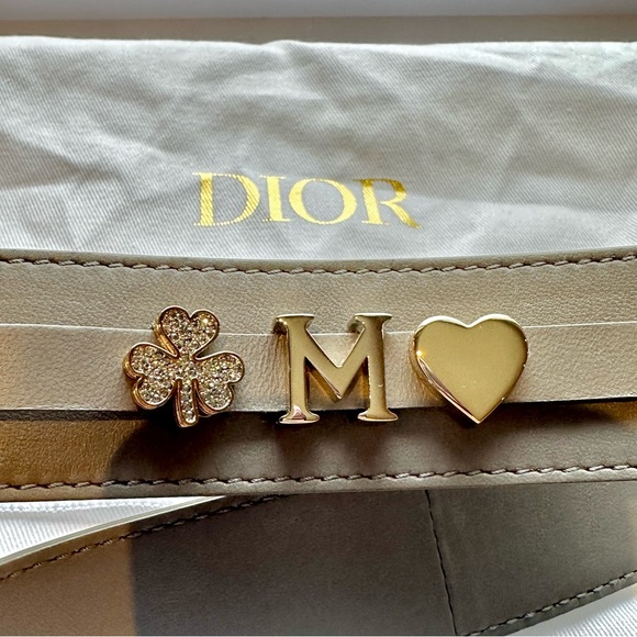 [SOLD] LADY DIOR MY ABCDIOR HEART BADGE, AUTHENTIC - Picture 3 of 7